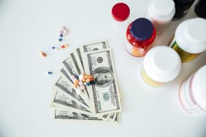 Read more about the article New U.S. Customs Rules for Prescription Drugs: What Changes in October 2026?