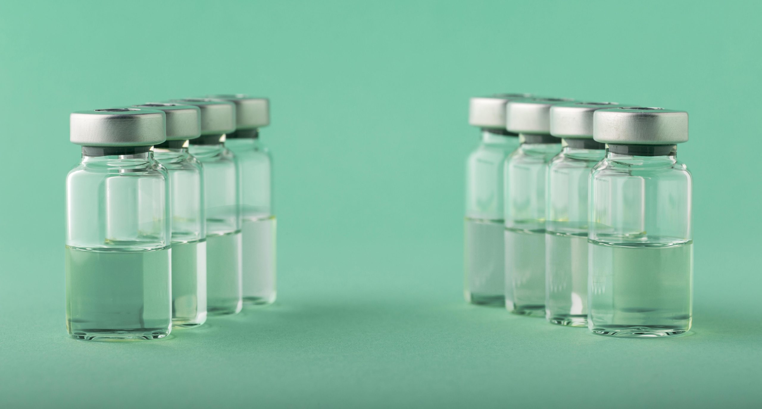 Read more about the article Wolverine Peptide Stack vs. HGH: Safety, Evidence, and Key Differences